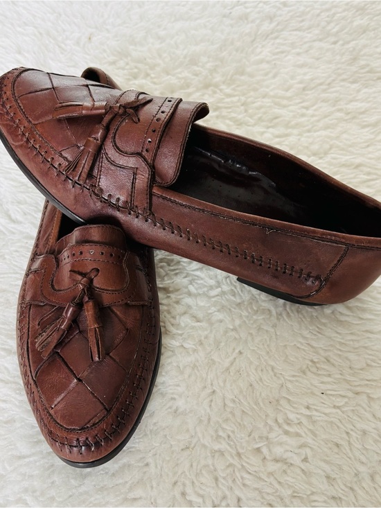 Giovanni Woven Genuine Brown Leather Tassel Loafers for Men size 10 M main image 9